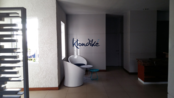 klondike-hotel-mauritius-entry