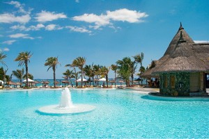 Africa_Mauritius_Mauritius_Point_Aux_Canonniers_La_Pointe_aux_Cannoniers_Club_Med_Pool_-300x200